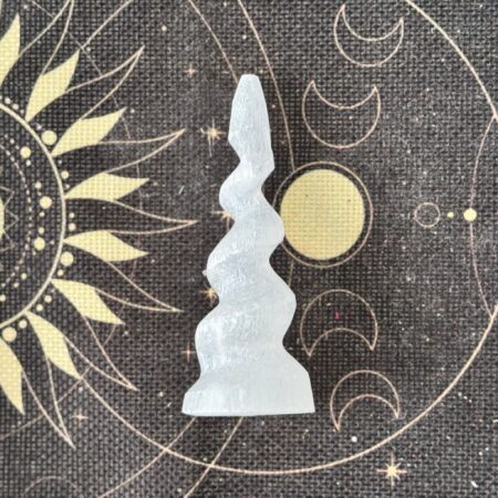 torre espiral tallada de selenita piedra en bruto ecomagic