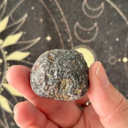 granate piedra en bruto ecomagic