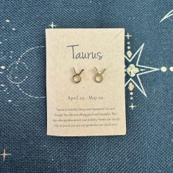 pendientes de bisutería dorados del horóscopo tauro