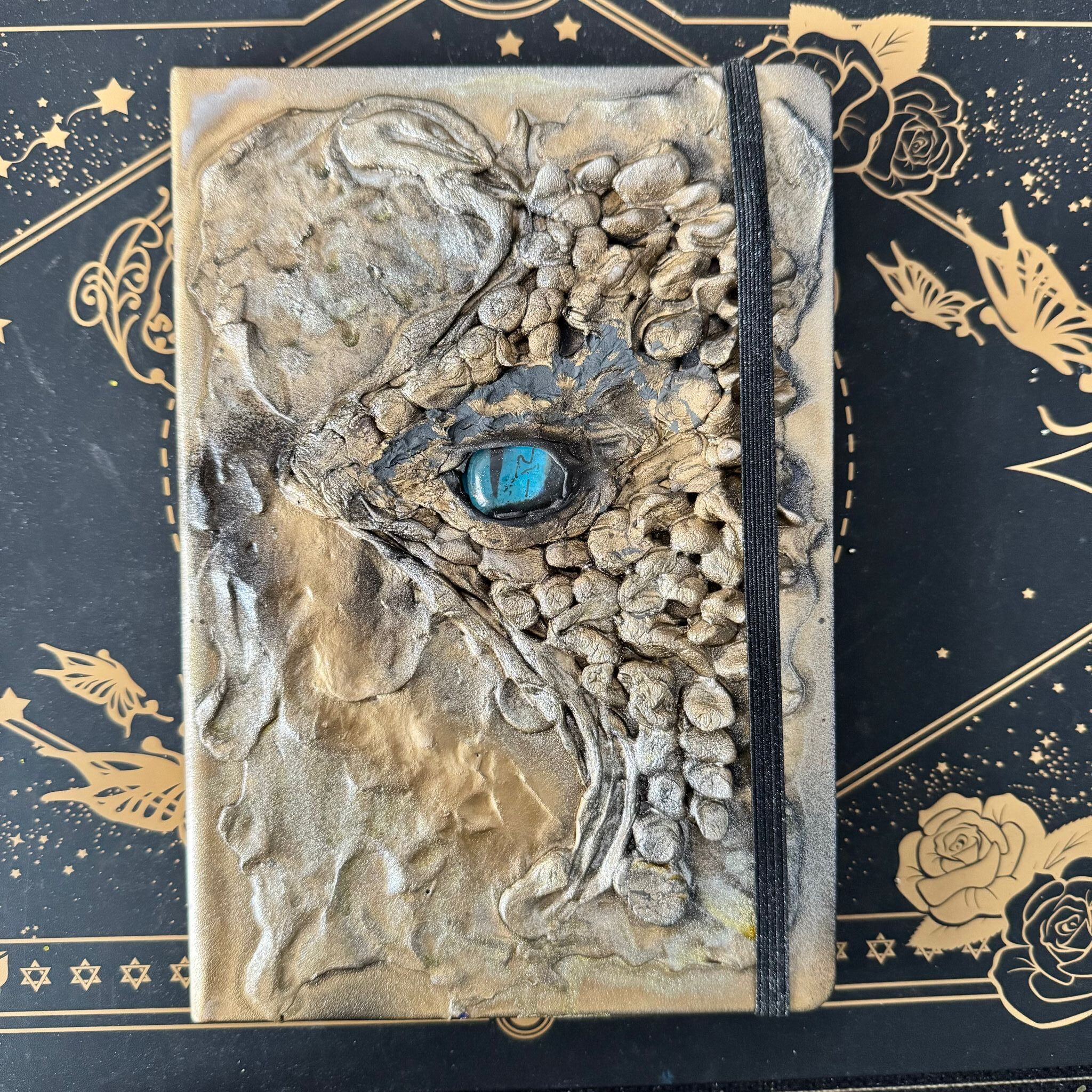 grimorio del portal élfico hecho a mano para brujas ecomagic