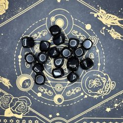 Obsidiana negra en rodados pulidos - diferentes tamaños