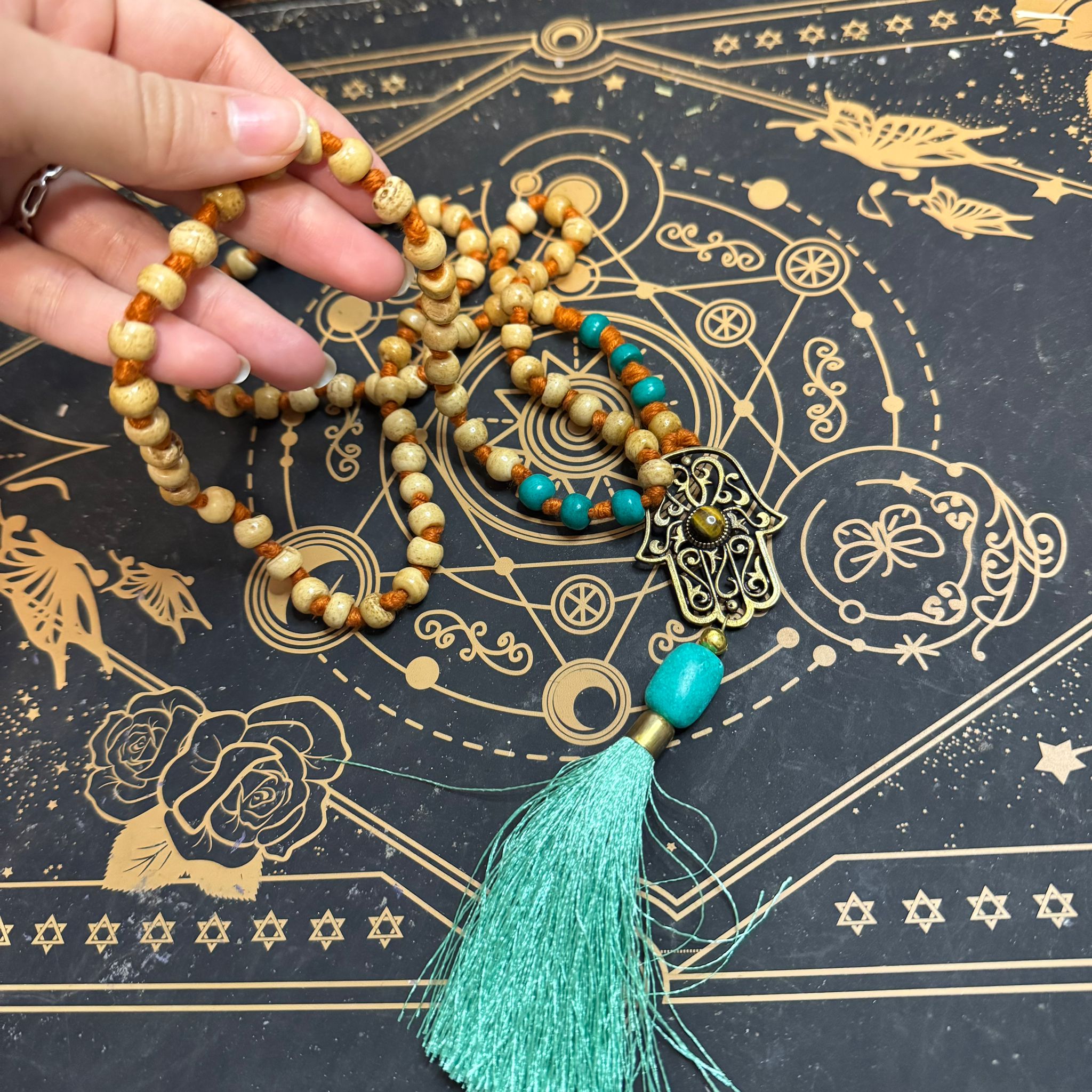 Mala Tibetano con Mano de Fátima y Ojo de Tigre - Imagen 7