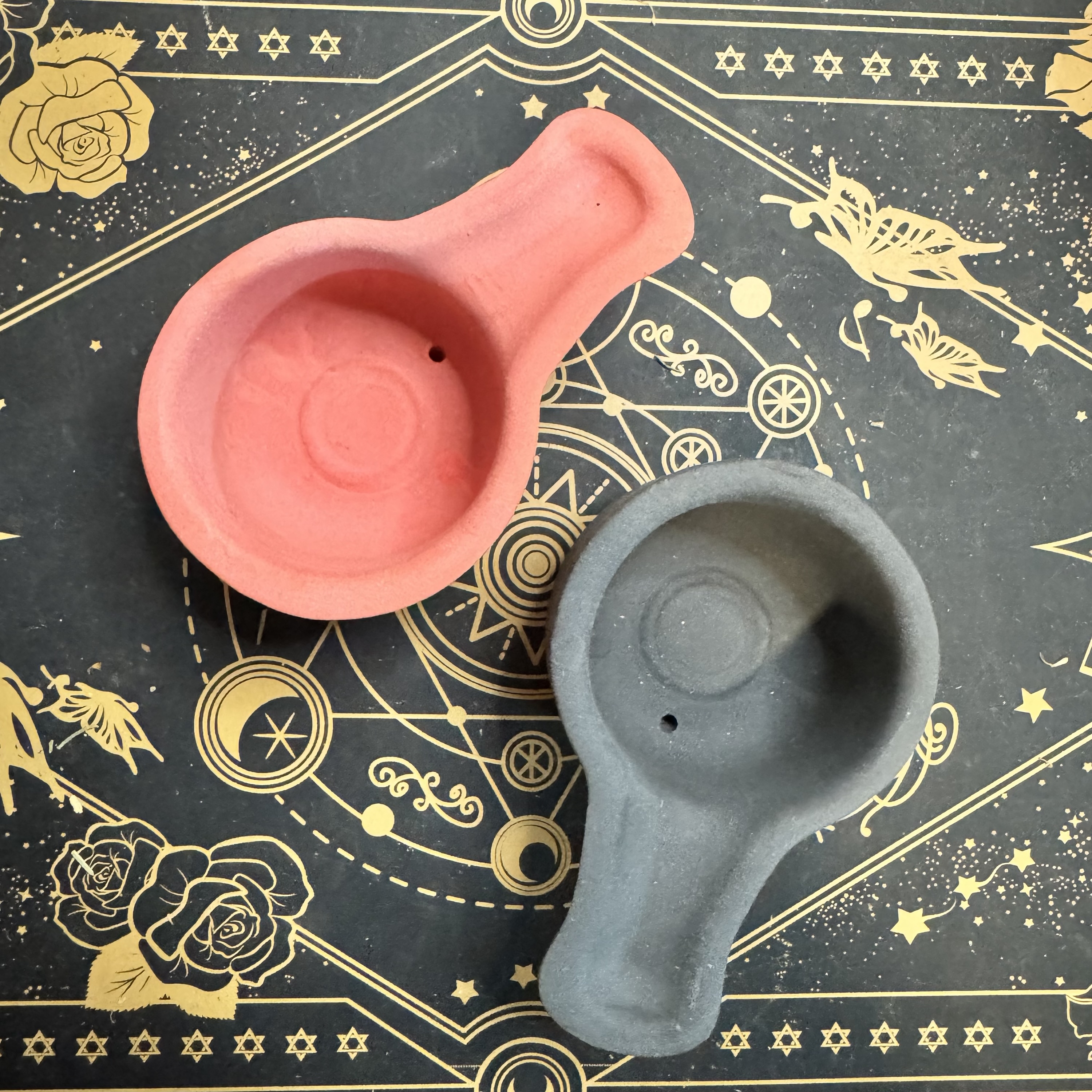 Quemador de barro para defumaciones e incienso