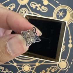 Pendientes Nudo de la Bruja Eterno - Plateados