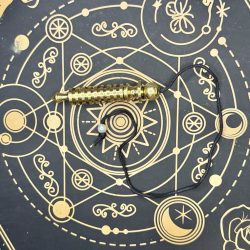 Péndulo de Isis o Druídrico Dorado