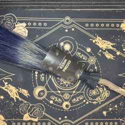 Escoba de Bruja Artesanal - Intuición