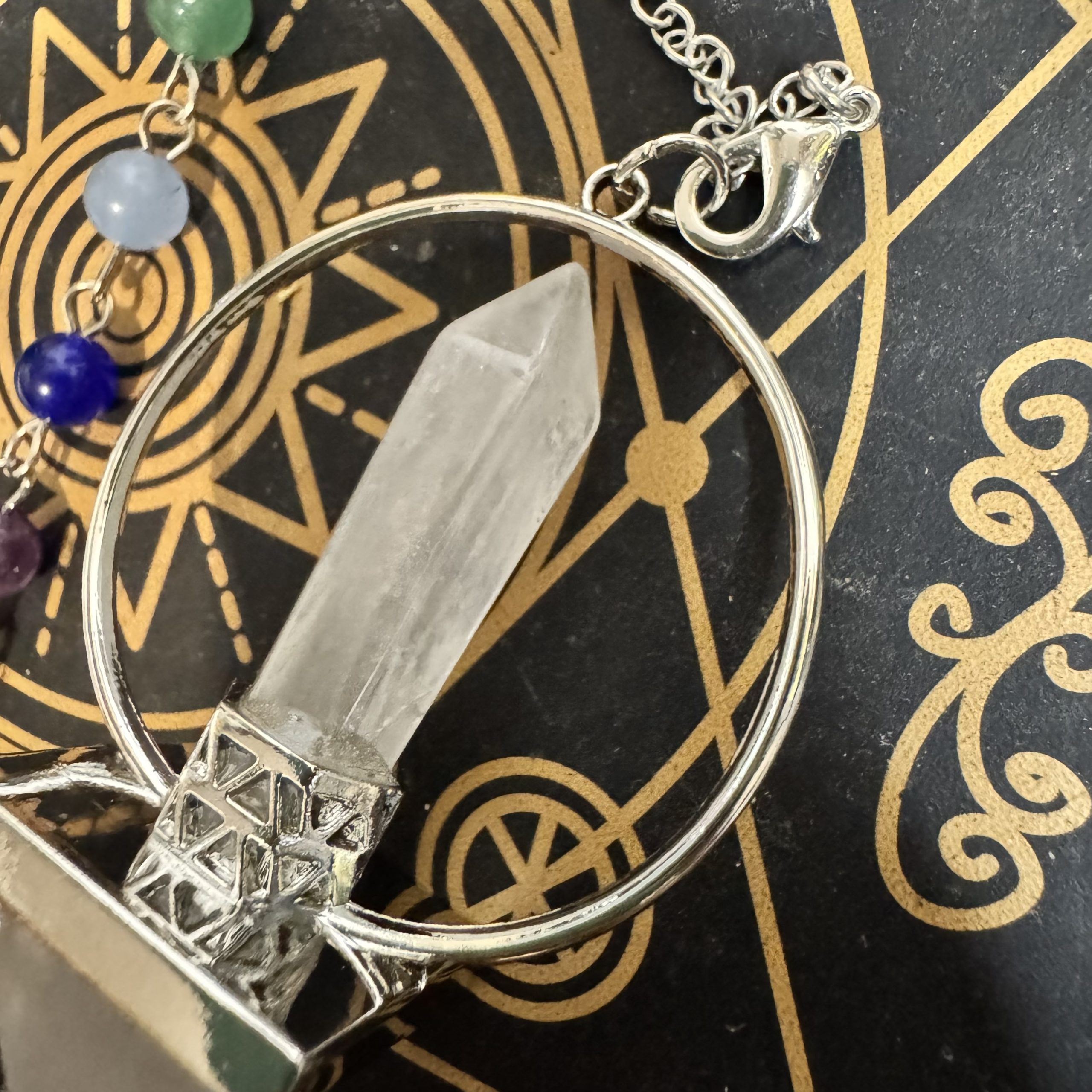 Péndulo de los 7 Chakras con Doble Punta de Cuarzo Blanco – Equilibrio y Armonía - Imagen 6